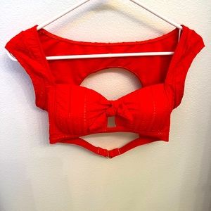 NWT Kenneth Cole Reaction Swimsuit Top